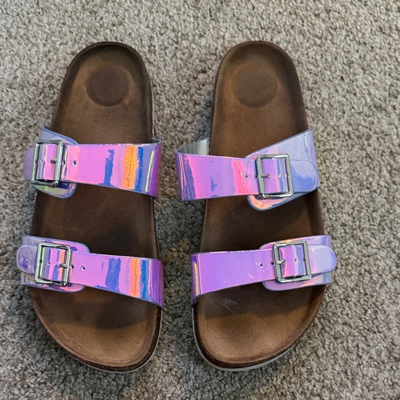 Kids Iridescent Sandals - Picture 3 of 9